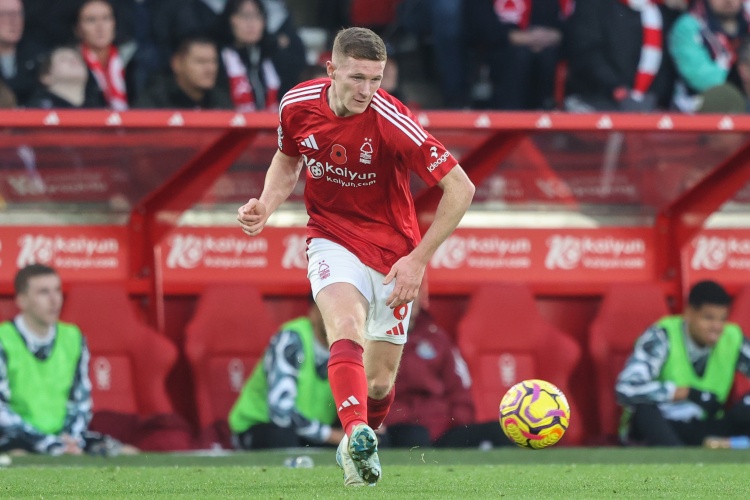 世界杯比赛直播入口-镜报：曼城相信他们已在安德森竞争战胜出，有信心6500万镑签下